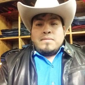 Meet your Posher, Pedro